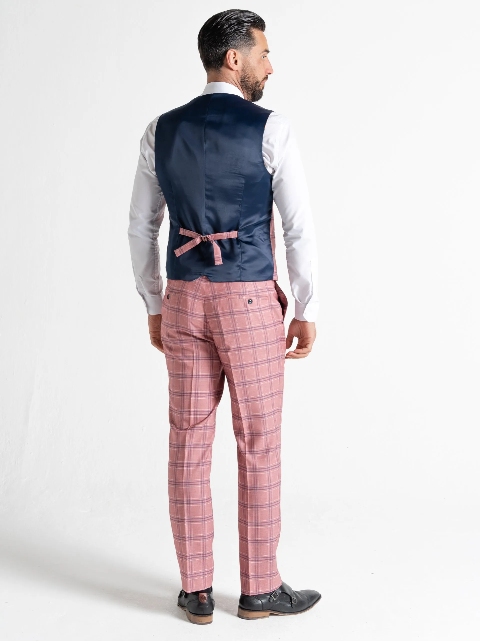 KENSINGTON ROSE WITH WHITE AND NAVY BLUE CHECK DETAILING