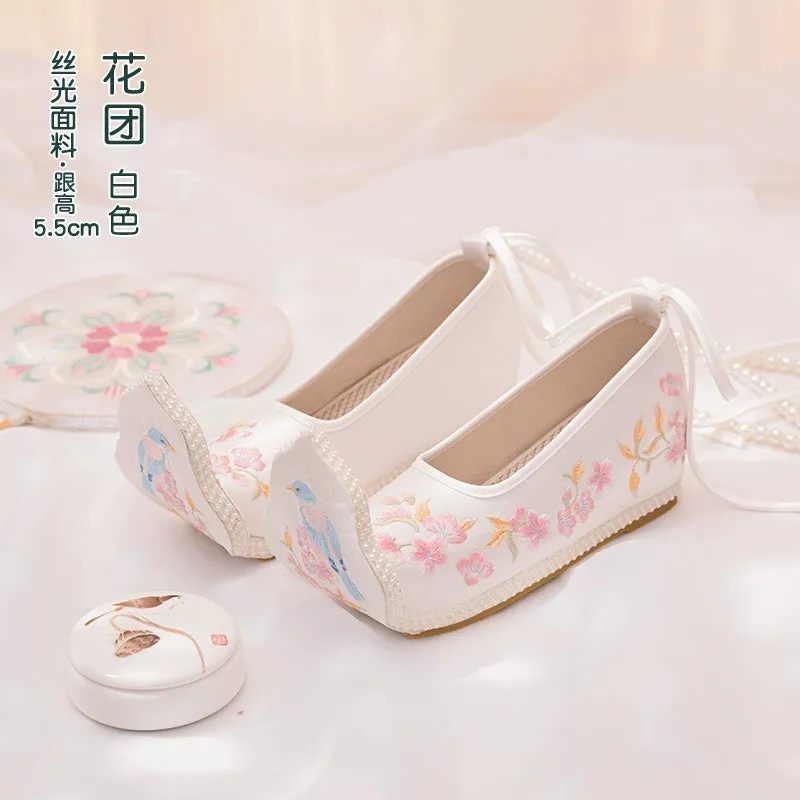 Niao Ming 鸟鸣 Birdsong Tang Dynasty Embroidered Curved Toe Qiaotou Shoes